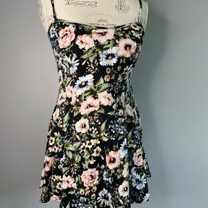 Wild Fable M Floral Dress w/ Spaghetti Straps Fit n Flare
